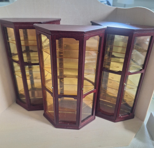 Puppenstube vitrine - ,